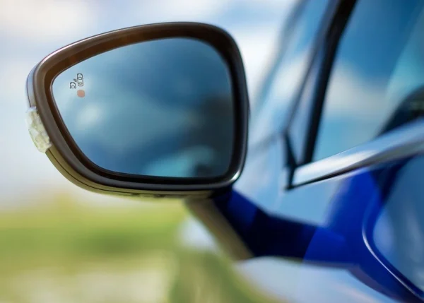 Citroen C4 Picasso Automatic rent a car Montenegro rear mirror