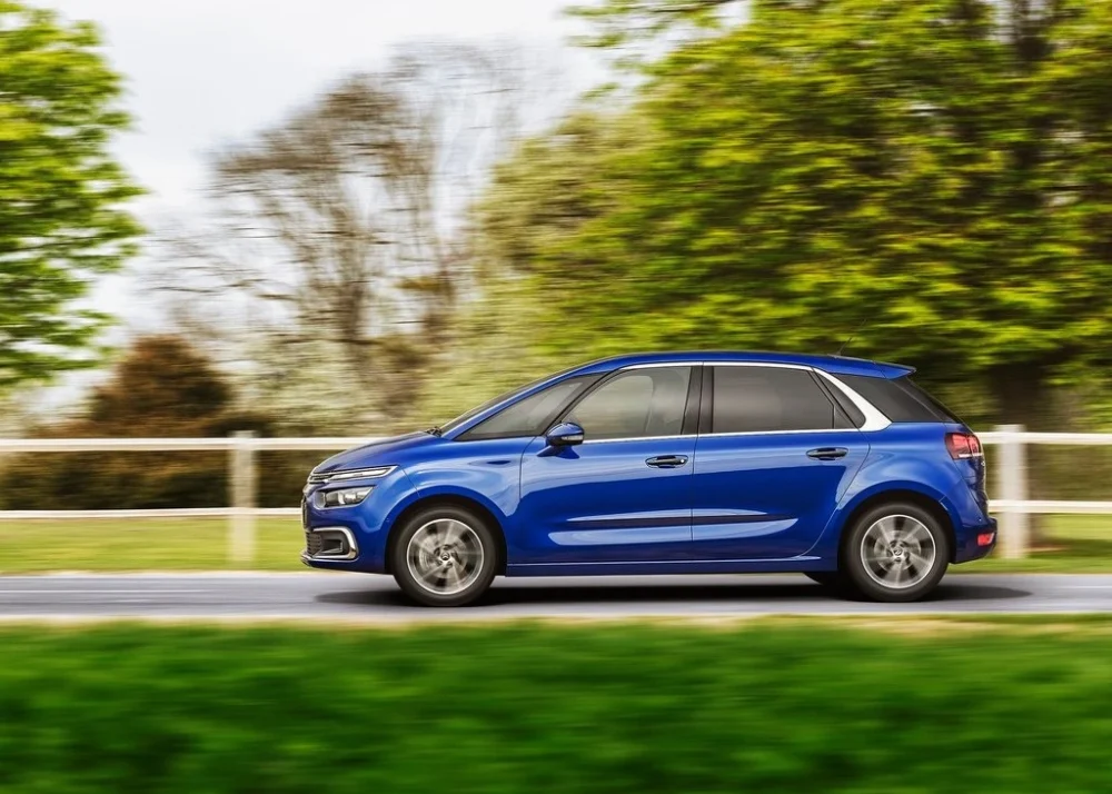 Citroen C4 Picasso Automatic rent a car Montenegro side
