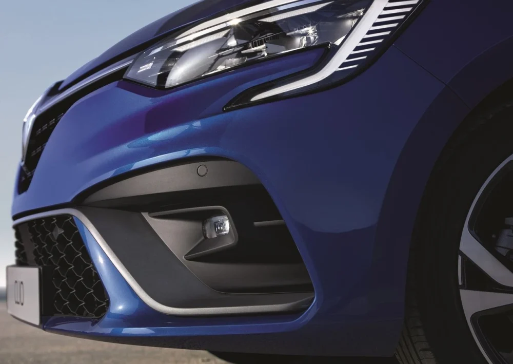 Renault Clio Automatic rent a car Montenegro front