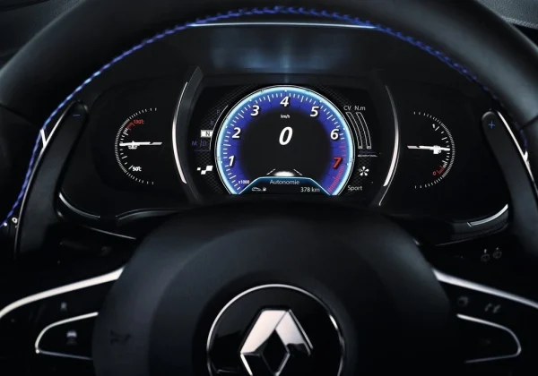 Renault Megane Automatic rent a car Montengro cockpit